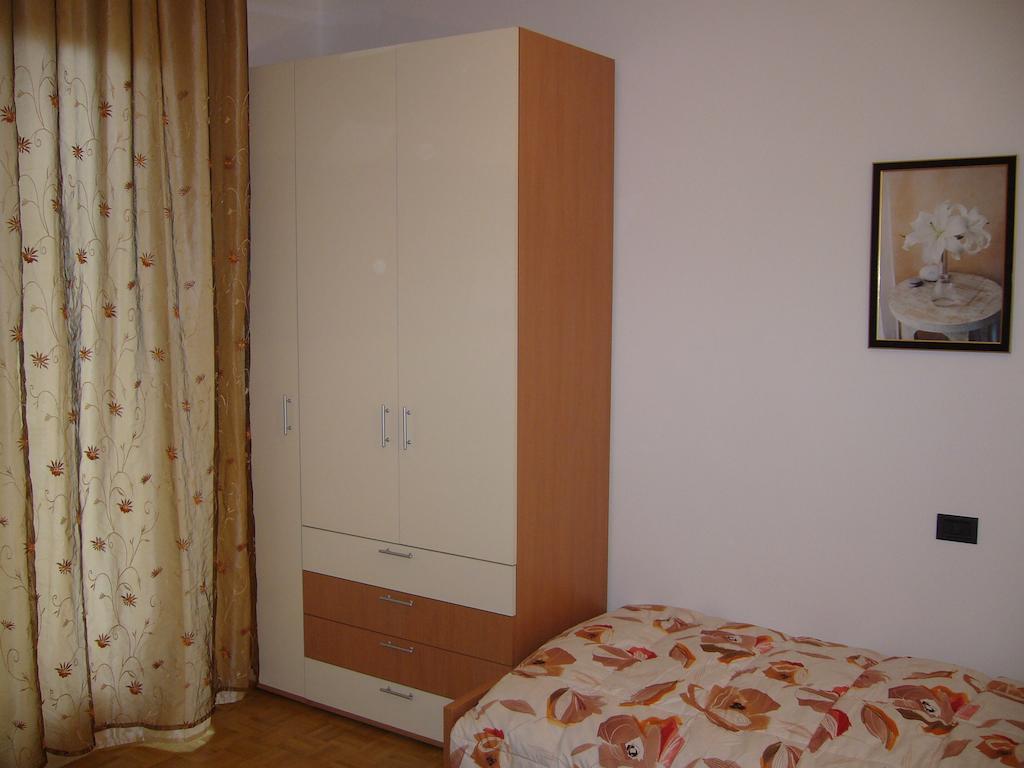 Aparthotel Feeling At Home Кастеназо Номер фото